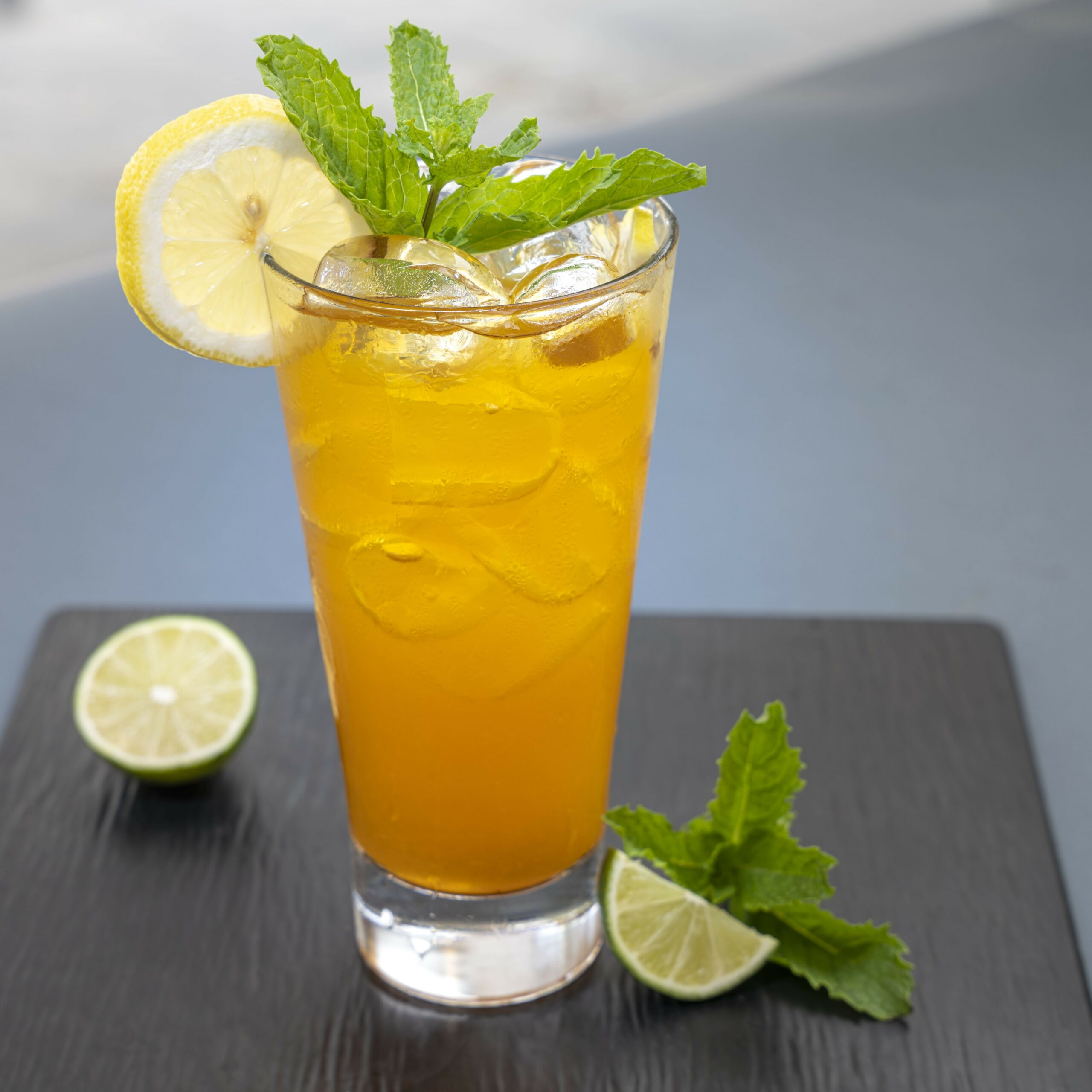 Ice Tea Lemon  شاي مثلج حامض